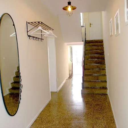 Lija Center Раб