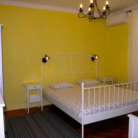 Lija Center Tatil Evi Rab Town